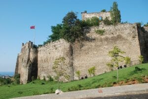ALT=Murallas de Trebisonda