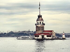 Uskudar Istanbul Maidens Tower