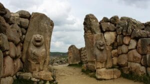 Puerta del León-Hatussa